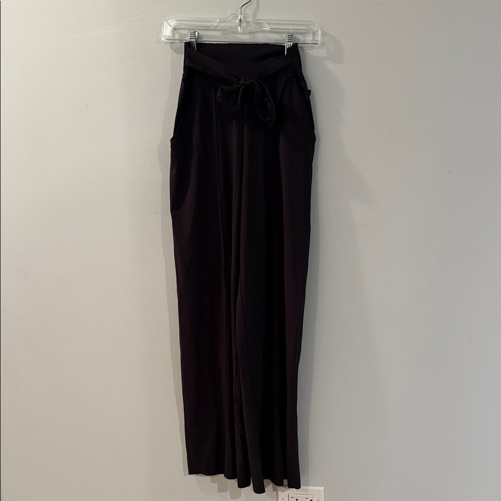 Lululemon Black Wide-Leg Pants with Tie Waist